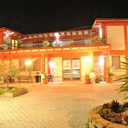 Agriturismo La Ferrovia Molfetta Eksteriør bilde